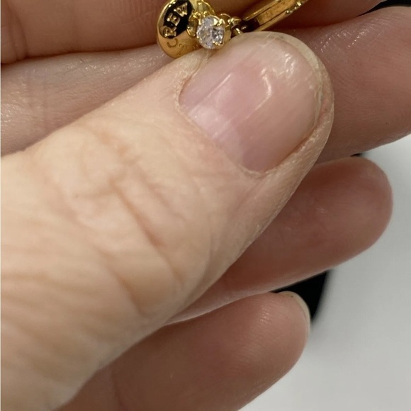 J. CREW Gold Tone Giraffe Animal Pendant Necklace 28" Total Length Safari Africa - Picture 9 of 12